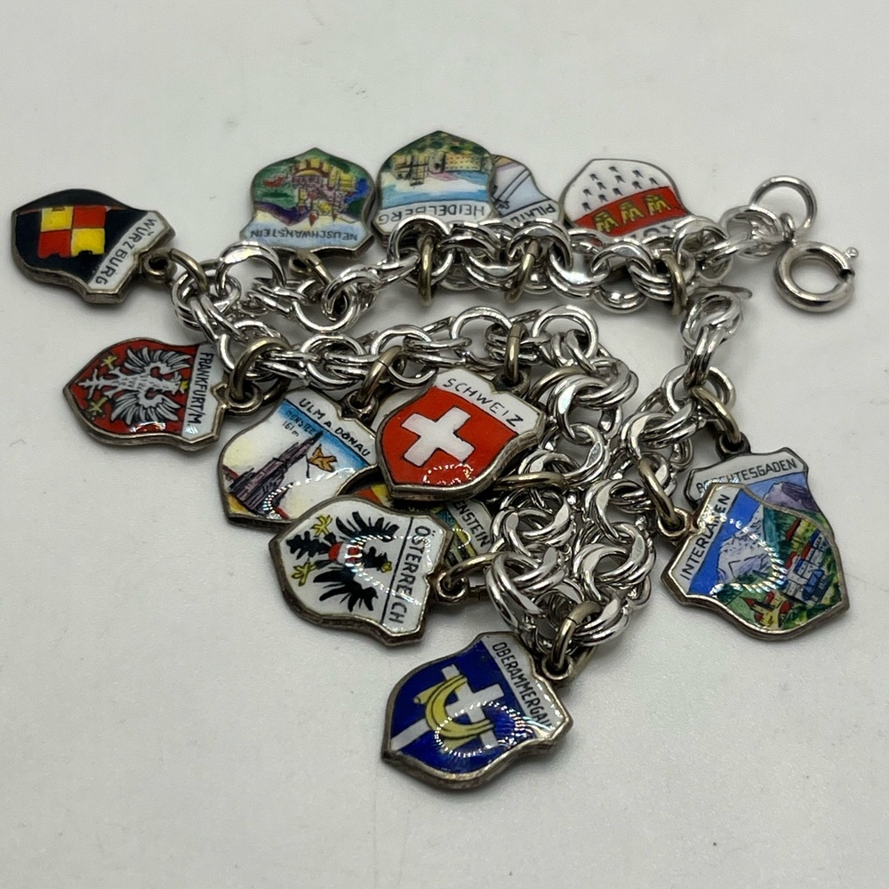 Vintage 800 & Sterling silver European cities colorful enamel charm bracelet - Picture 5 of 16